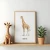 plakaty-zwierzeta-safari-po-angielsku-dla-dzieci-edukit-a3-giraffe.webp